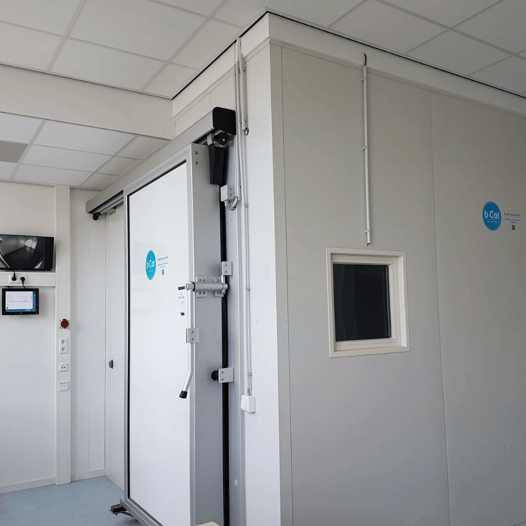 Mobile Altitude Room for portable altitude training and hypoxic conditioning