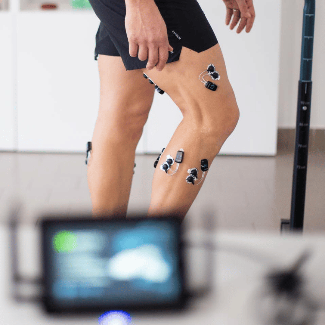 MiniX EMG and IMU sensor for muscle activity and motion analysis