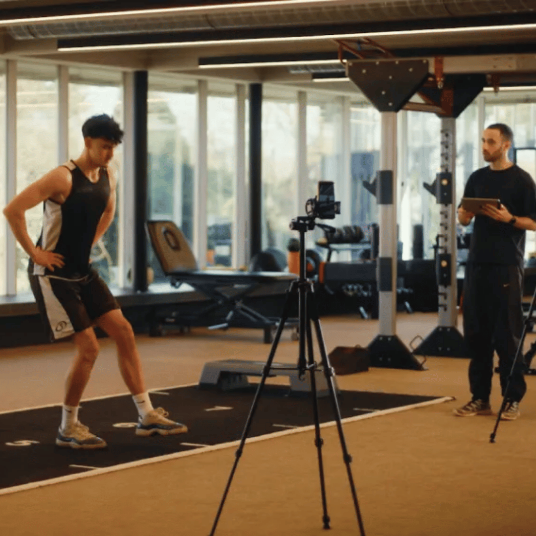 Recumbent Eccentric 2Way training system for controlled bilateral rehabilitation exercise
